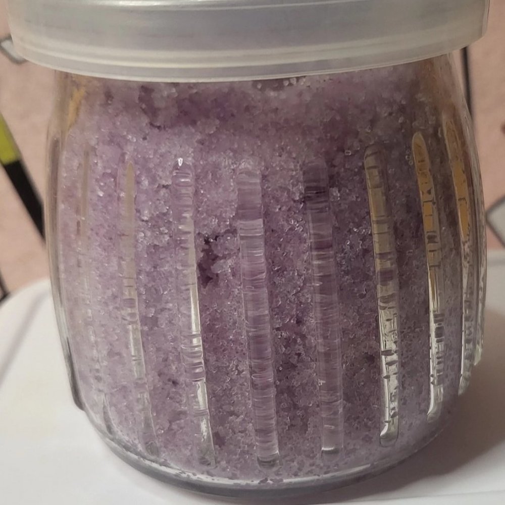 Femme Fatal scented Sugar Scrub
